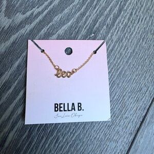 Leo Bubbly Cursive Zodiac Necklace in Gold